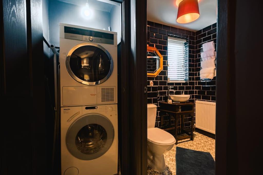 Apartment Hullidays》old Town Luxury Cavern *